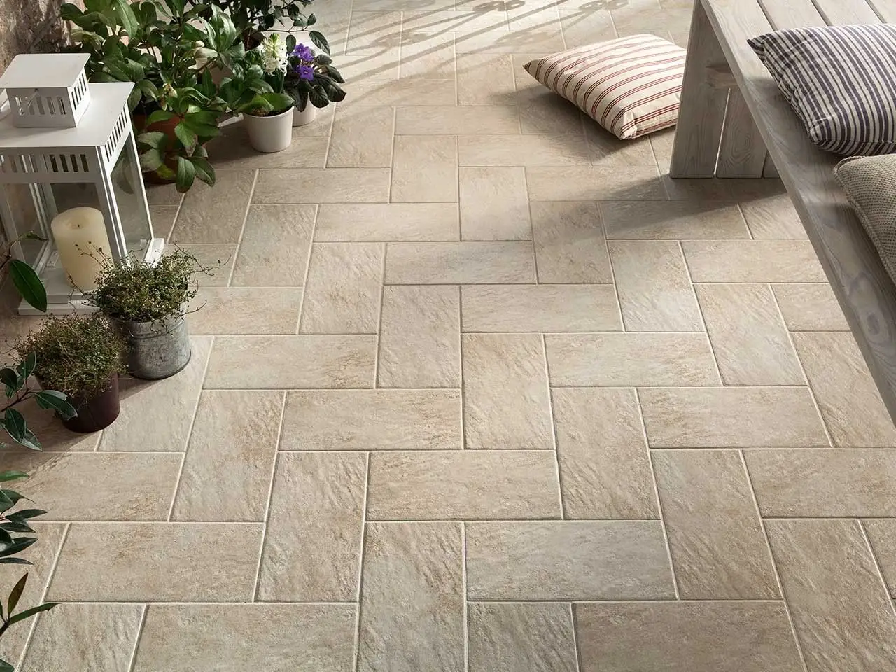 Pavimenti opachi dopo le piogge? Ecco l’ingrediente di uso comune che aiuta Pavimenti opachi dopo le piogge? Ecco l’ingrediente di uso comune che aiuta