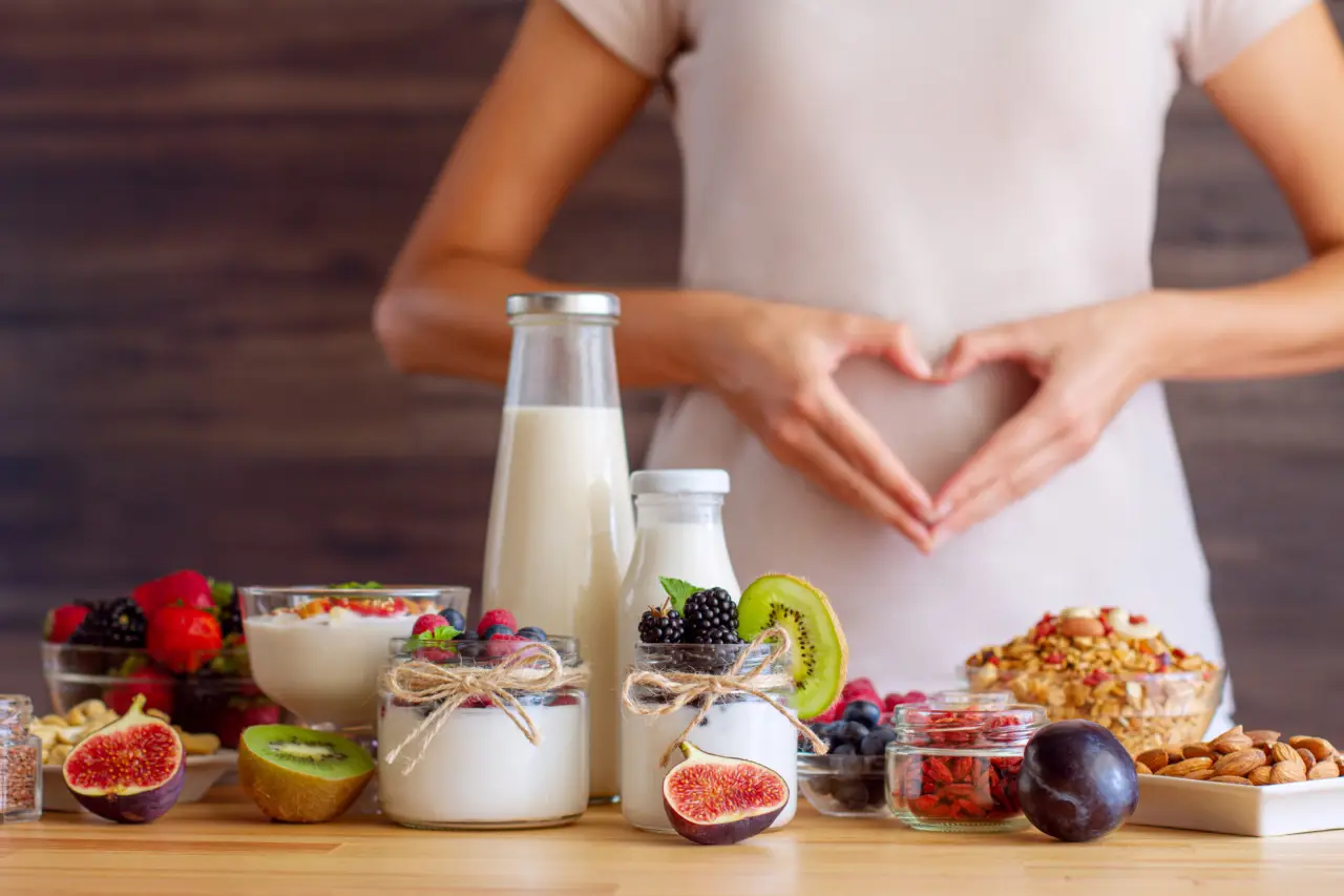 Reflusso dopo cena? Ecco cosa non mangiare nelle 3 ore prima di dormire Reflusso dopo cena? Ecco cosa non mangiare nelle 3 ore prima di dormire