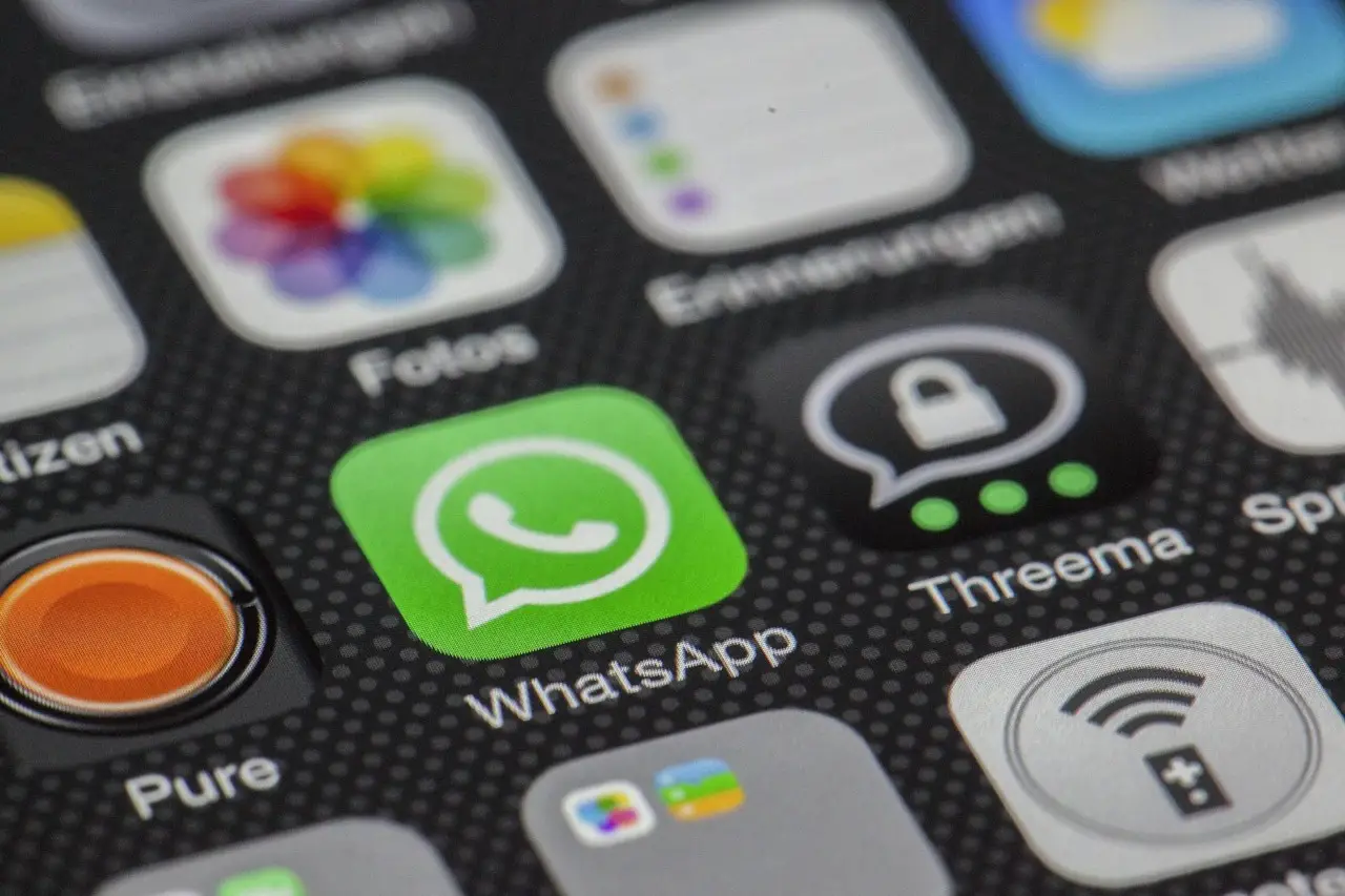 Risparmia dati su WhatsApp disattivando questa opzione meno nota: guida passo per passo Risparmia dati su WhatsApp disattivando questa opzione meno nota: guida passo per passo